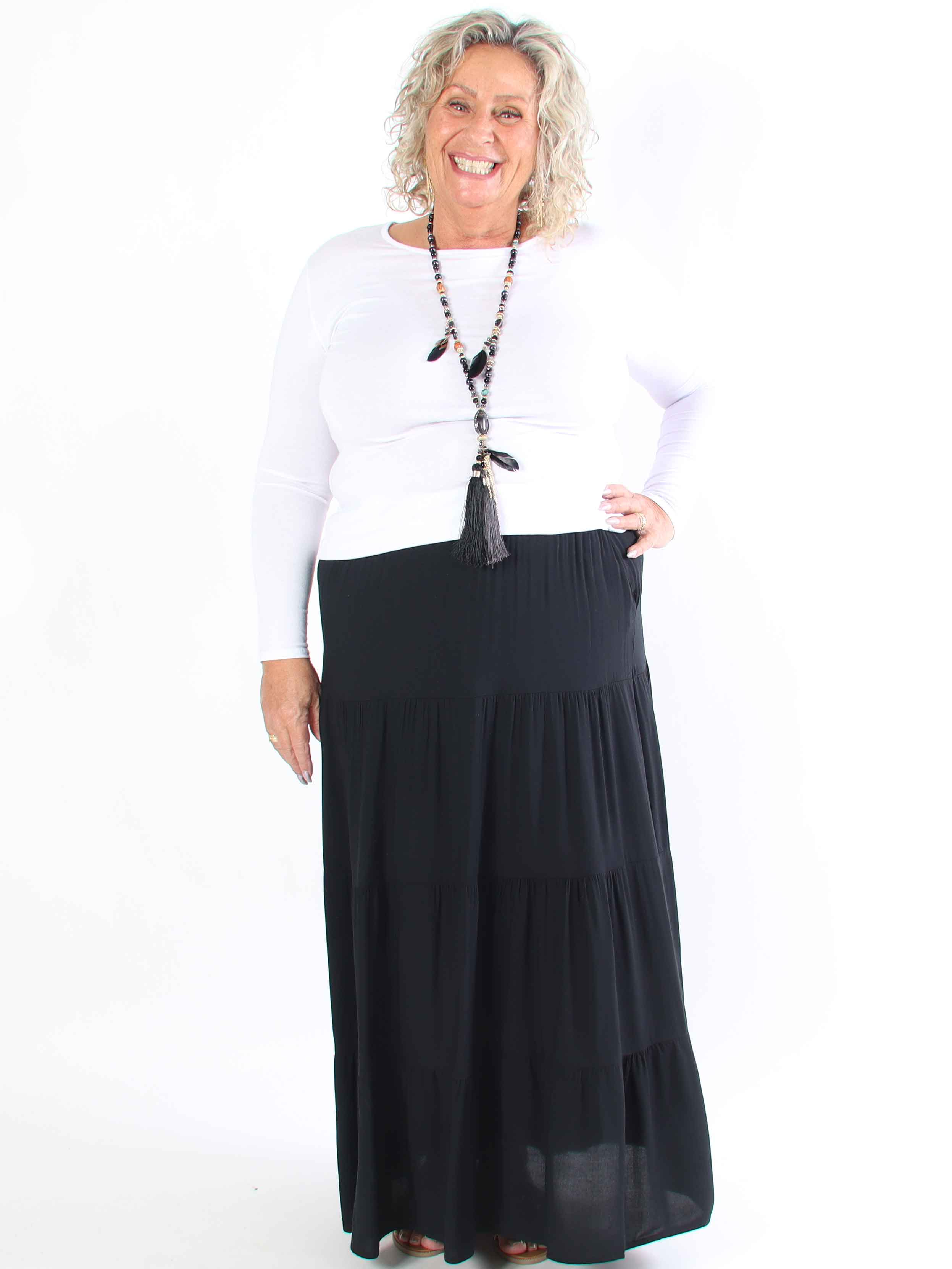 Kayla - Plus size kjol i viskos med lager-på-lager-look